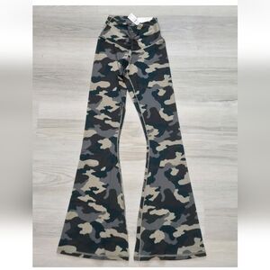 Aerie OFFLINE Real Me High Waisted Ruched Flare Camo Legging Size S Short NWT
